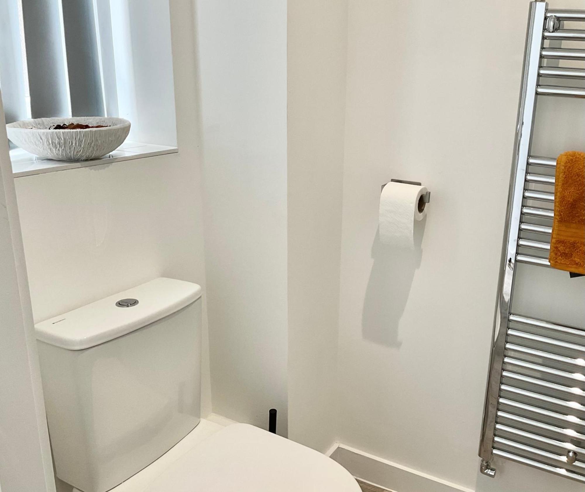 The Parkes A Stylish 3Br House, 5 Mins From Central Birmingham Close To The Edgbaston Stadium, The Hippodrome, Uob, Aston And Bcu, China Town, Kings Heath Bhx Airport And Much More Dış mekan fotoğraf