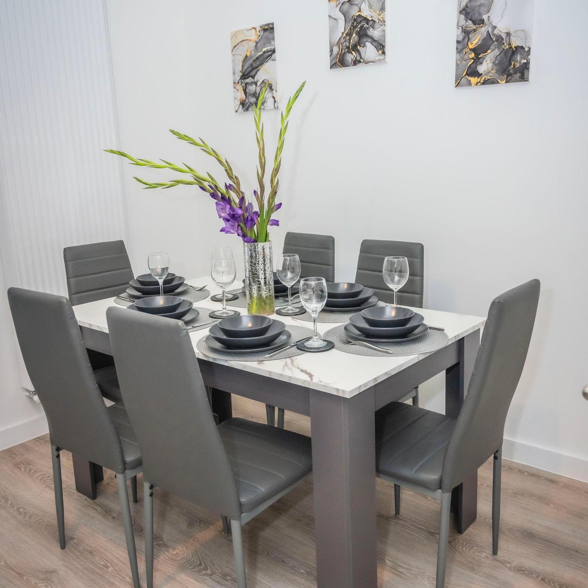 The Parkes A Stylish 3Br House, 5 Mins From Central Birmingham Close To The Edgbaston Stadium, The Hippodrome, Uob, Aston And Bcu, China Town, Kings Heath Bhx Airport And Much More Dış mekan fotoğraf